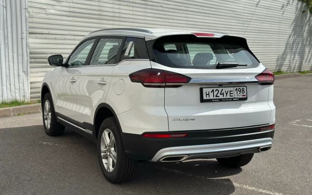 Geely Atlas Pro – Picture 4